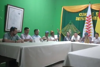 Comité cívico de Beni levanta paro tras reunión con autoridades de Gobierno