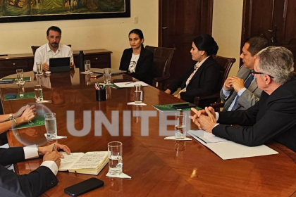 Santa Cruz: Velasco realiza su primera reunión de gabinete y secretarios exponen prioridades en el inicio de la gestión