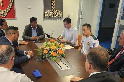 Lara se reúne en Panamá con representantes supraestatales, en el marco del Parlamento Andino