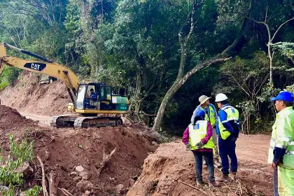 Santa Cruz: Se reactiva la circulación plena en la ruta antigua a Cochabamba