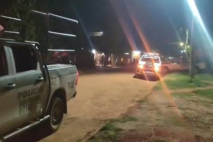 Dos hombres encapuchados disparan contra un inmueble para luego darse a la fuga, dice la Policía