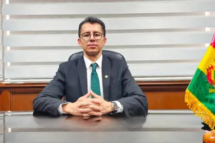 Ministro de Justicia dice que sentencia en su contra está “viciada de nulidad” y que hay presiones para que renuncie