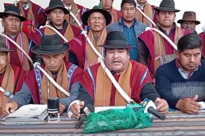Campesinos exigen a Condori pruebas sobre acusación contra Salazar de recibir dinero para un cuarto intermedio en los bloqueos