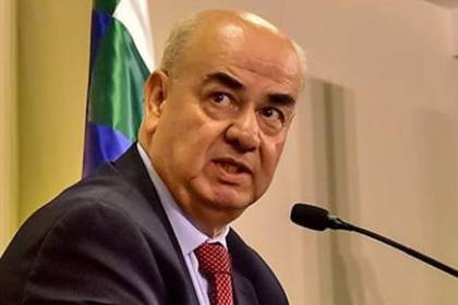 Defensa de exministro Parada interpone amparo constitucional para derivar el caso FMI a juicio de responsabilidades