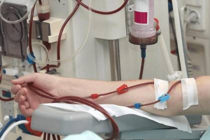 Salud reconoce deuda de Bs 500 millones y promete pagos progresivos a centros de hemodiálisis