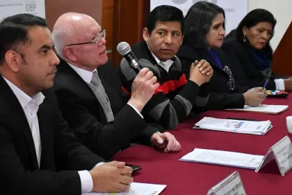 TSE decidió que La Paz será sede del debate presidencial y Santa Cruz del vicepresidencial