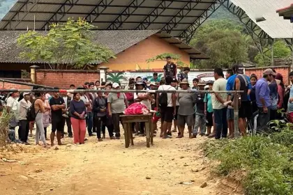 Un padre y su hijo fueron asesinados a balazos en Shinahota; una mujer resultó herida en el ataque