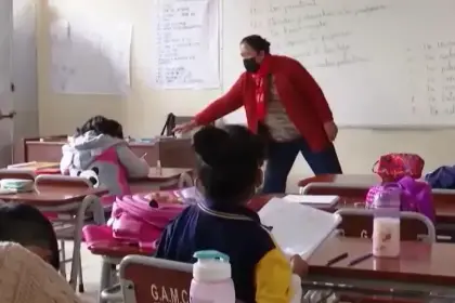 Cochabamba aplicará desde este martes horario de invierno en todas las unidades educativas