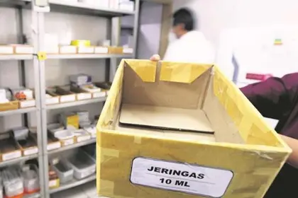 La Paz: Tras bloqueos, el desabastecimiento de medicamentos aún bordea el 60%, según reporte