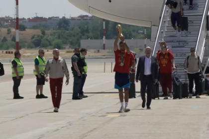 Los campeones del mundo llegan a España y se alista una fiesta en las calles de Madrid