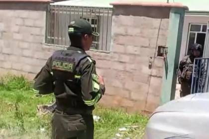 Investigan si una deuda de Bs 2.000 fue el móvil para que un suegro asesinara a su nuera y su nieta