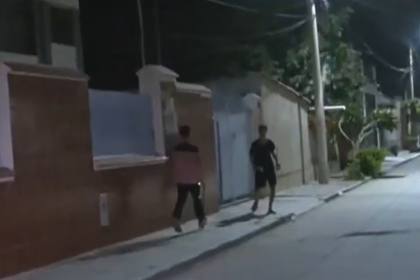 Vecinos denunciaron a un hombre que lanzó granadas de gas y explosivos a un domicilio en Colcapirhua