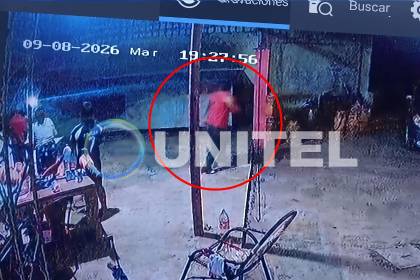 Video muestra el secuestro de una mujer por un grupo armado y encapuchado en el trópico de Cochabamba