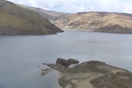 Aguardarán la época de lluvia para recargar la laguna Alalay con agua de Misicuni