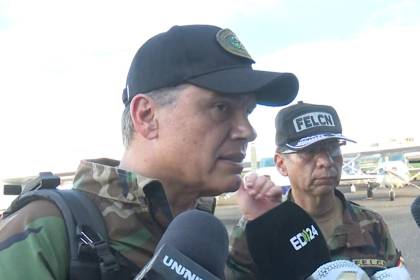 Disparan contra un vehículo policial en Santa Cruz a plena luz del día, informa el viceministro Justiniano