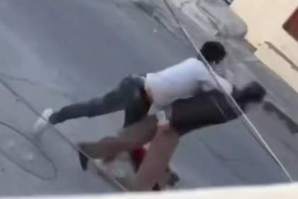 Aprehenden a joven acusado de golpear por la espalda a un adulto mayor