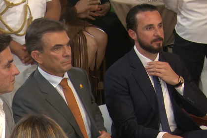 Rodrigo Paz llega al corte de cinta de Expocruz 2026
