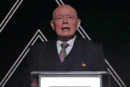 El debate tiene como objetivo sentar bases para superar la crisis, dice presidente del TSE