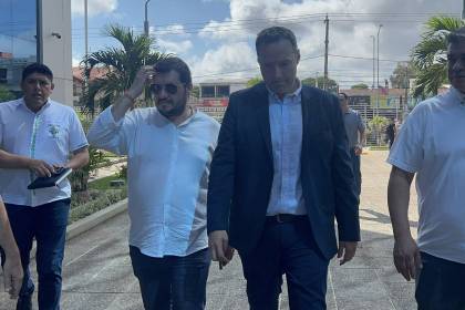 Cívicos de Bolivia confirman reunión con Paz este jueves para evaluar los conflictos sociales