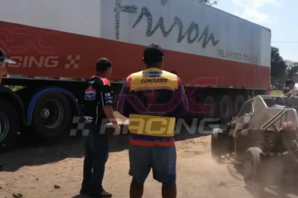Pelea y tensión en el Rally Cotoca tras irrupción de un camión de alto tonelaje en plena pista de competencia