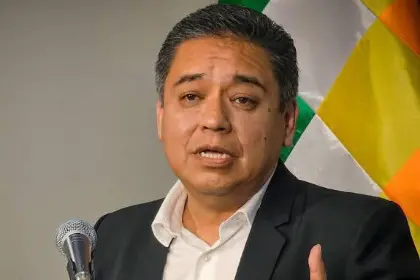 Gobierno responde al desafío de Evo: “Venga a la plaza Murillo y dé la cara al pueblo”