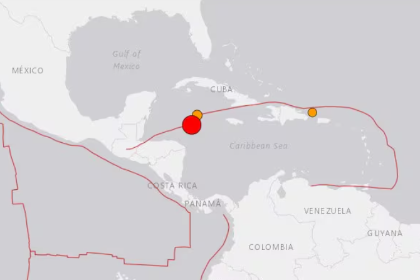 Sismo de magnitud 7,6 sacude el Caribe y genera alerta de tsunami