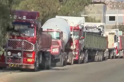 Agropecuarios de Cochabamba se ven obligados a comprar diésel a Bs 13 por litro