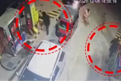 Video: cuatro delincuentes con armas de fuego se llevaron Bs 25.000 de un surtidor, según denuncia