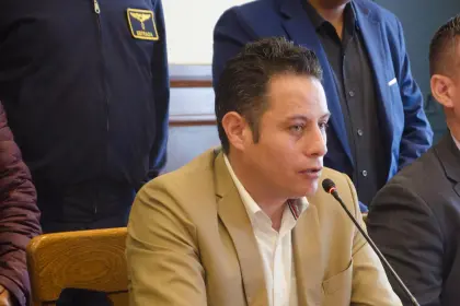 “No vamos a participar con el PDC”: Lara anuncia que en las subnacionales apoyará candidatos nuevos