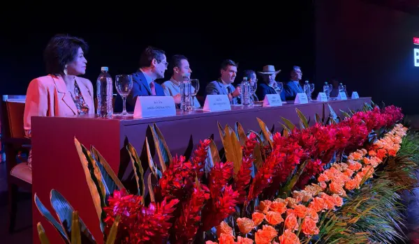 Arranca la cumbre empresarial encabezada por Rodrigo Paz y con el foco de abrir mercados e inversiones para Bolivia