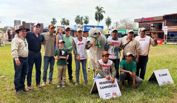 Fexposiv 2026 cierra con broche de oro y consagra a los Grandes Campeones de las razas cebuinas