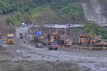 Trabajadores de Sedcam se movilizan en demanda del abastecimiento de diésel para continuar con las obras
