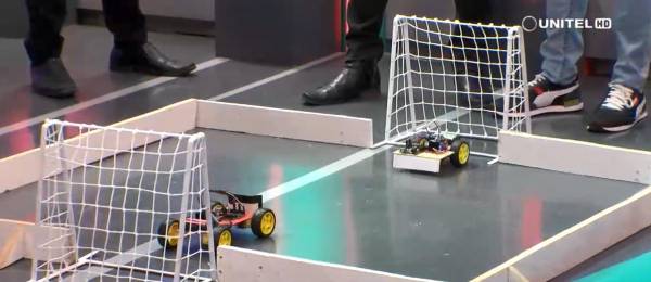 Robots que juegan fútbol 