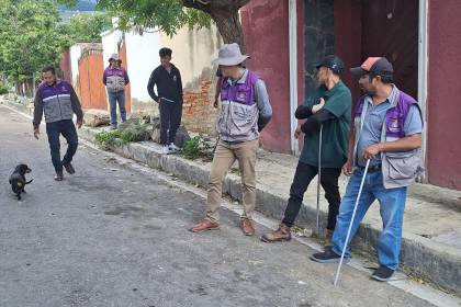 Intervienen refugio clandestino y rescatan a ocho perros, uno de ellos con una condición crítica en su piel