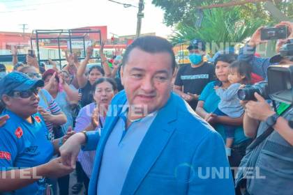 Jhonny Fernández llega a la Delcc para declarar por el caso de presunta malversación 