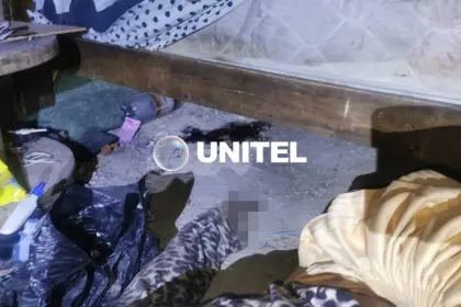 Hallan a mujer y a su padre sin vida en el cuarto de una casa habitada