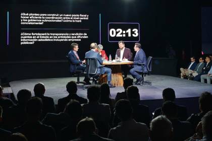 “Hay un futuro posible”: Cainco urge un “Estado habilitador” tras foro con candidatos