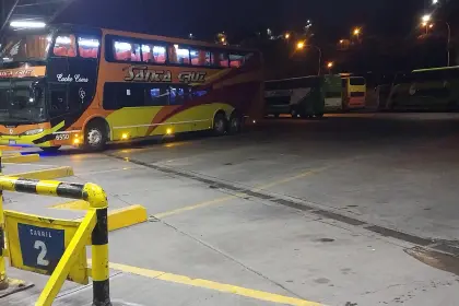 Cochabamba: Empresas limitan venta de pasajes a Potosí por la falta de diésel 