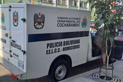 Investigan la muerte de una mujer que cayó de un edificio en Cochabamba