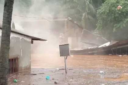 Sube a 150 la cifra de familias damnificadas por el desborde de ríos en Tipuani