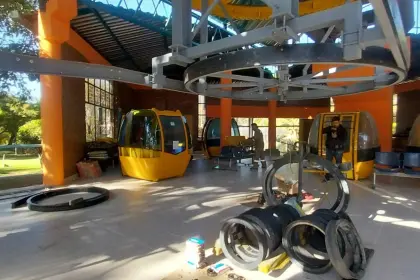 Tras casi dos años, el teleférico de Cochabamba volverá a operar desde este sábado