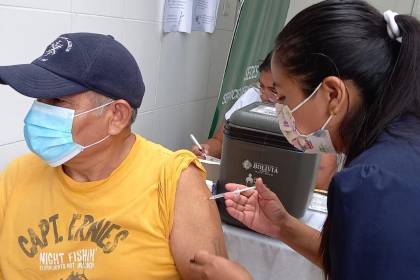 Influenza: Gobierno anuncia la llegada de 2,5 millones de vacunas, aunque no precisa la fecha