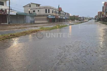 Una persistente lluvia afecta a Santa Cruz desde la madrugada ¿Hasta cuándo lloverá?