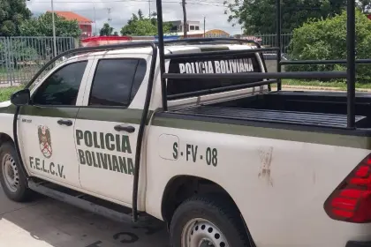 Sujeto enmanilló y prendió fuego a su esposa y luego se dio a la fuga, un niño también fue afectado