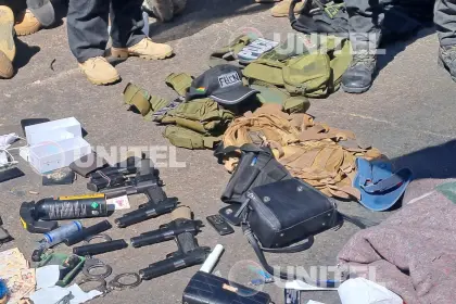 Cochabamba: Aprehenden a siete personas que portaban armas, munición y ropa policial cerca de Parotani