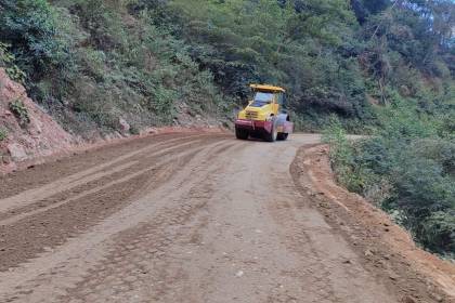 Diputados sancionan proyecto para la construcción de una carretera alterna entre La Paz y Cochabamba