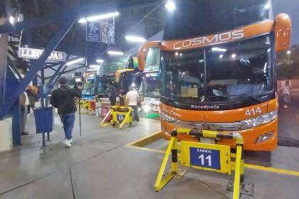 Los viajes entre Cochabamba y Santa Cruz se realizan solo por la ruta antigua debido a bloqueos en Yapacaní y Chimoré