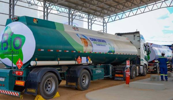 Productores advierten paralización en la entrega de diésel ULS a medianos y grandes productores