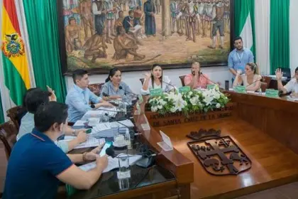 Si hay notificación de la entrega de credenciales a ediles de UCS, se debe elegir nueva directiva, adelanta Concejo cruceño