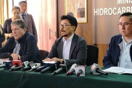 Aramayo defiende fin de subvención al diésel y convoca al diálogo a sectores para tratar el impacto de la medida